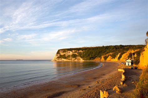 The 10 Best Best Beaches on the Isle of Wight | Hipcamp Journal