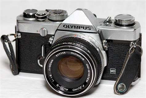 10 Awesome Vintage Film Cameras (That are Really Cheap!)