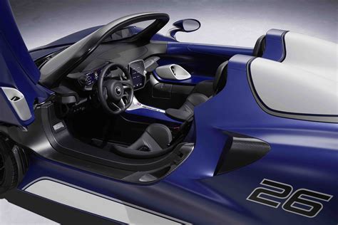 The Ultimate open-top roadster experience: McLaren Elva