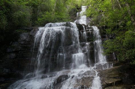 15 Amazing Waterfalls in South Carolina - The Crazy Tourist