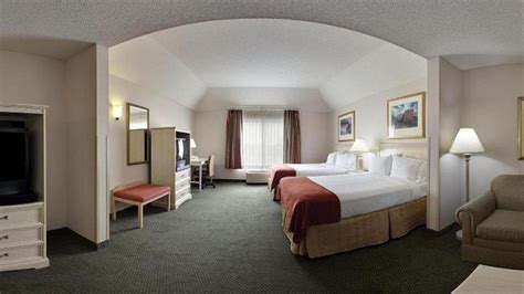 Discount Coupon for Holiday Inn Express Fremont in Fremont, Nebraska - Save Money!