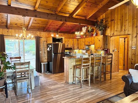 Lake Tahoe Cabin Vacation Rentals - United States | Airbnb