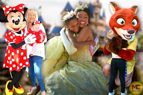 Character Hugs Return to the Disney Parks - New Details