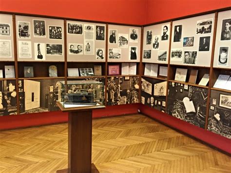 A Visit to the Sigmund Freud Museum in Vienna - The Globetrotting Teacher