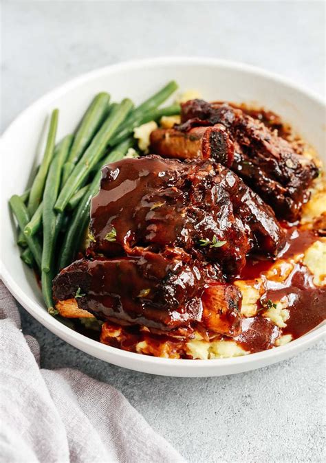 Instant Pot Short Ribs Recipe - (Low-Carb & Whole30) - Primavera Kitchen | Instant pot short ...