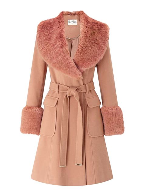 Faux Fur Cuff And Collar Coat in 2020 | Pink fur coat, Red faux fur coat, Faux coat