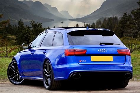 Photo of Blue Audi RS 6 · Free Stock Photo