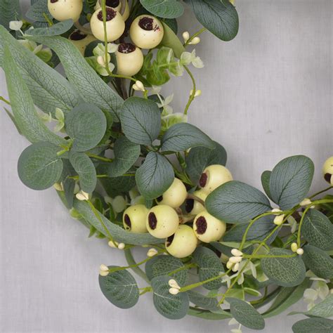 55cm Wholesale Eucalyptus leaves Wreath with Big Berries - Ningbo Union