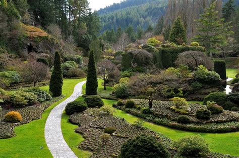 Sunken Garden | Butchart gardens, Sunken garden, Garden