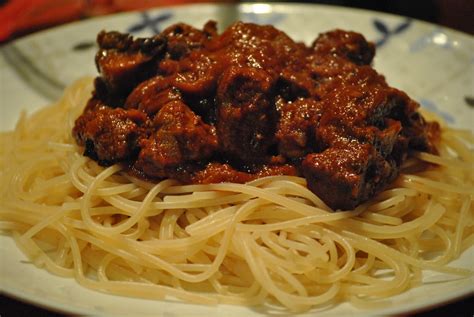 Food to Culture: Slow Cooked Kokkinisto Beef with Mushrooms & Spaghetti