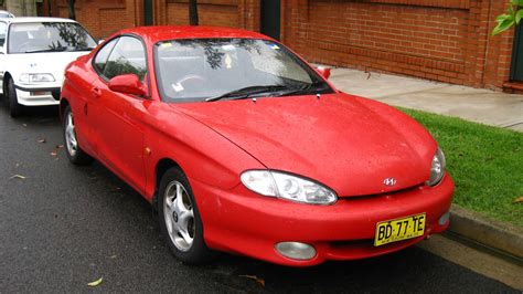 Aussie Old Parked Cars: 1996 Hyundai Coupe