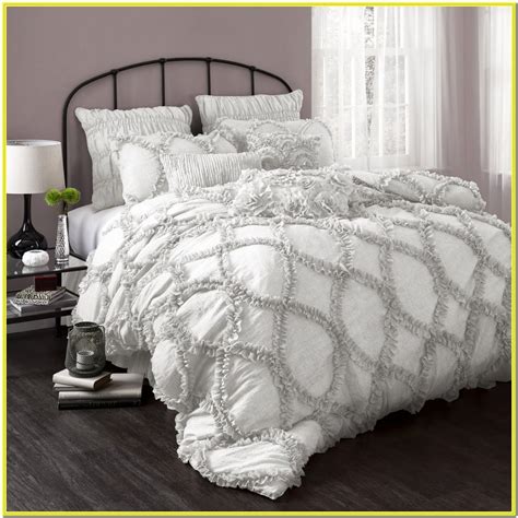 White And Grey Comforter Set - Bedroom : Home Decorating Ideas #WVq3laV8Db