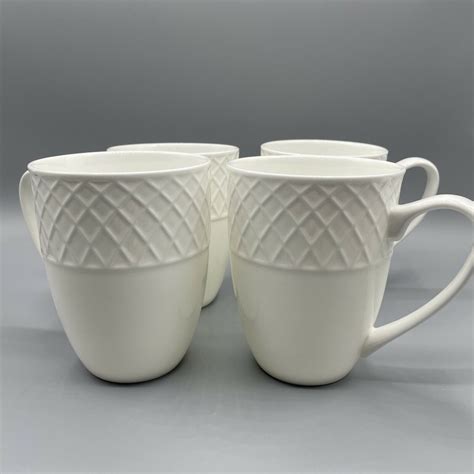 Mikasa set of 4 bone china mugs 16 oz