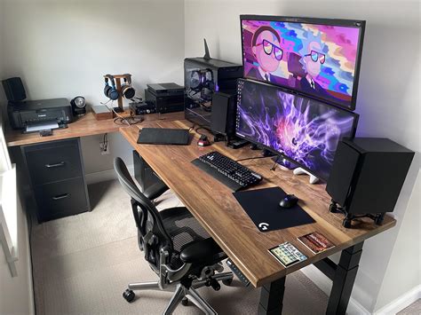 Still a WiP, added the DiY L-portion of the desk today. : r/battlestations