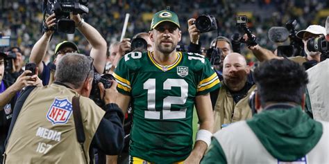 Aaron Rodgers touchdown throw vs Bears shows he's NFL's most dominant player - Business Insider