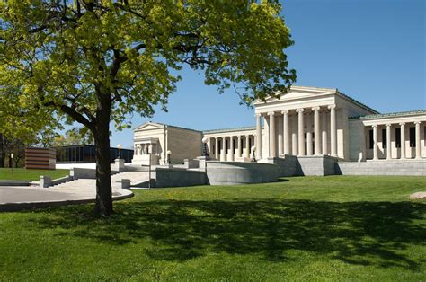 Albright-Knox Art Gallery, - Culture Review - Condé Nast Traveler