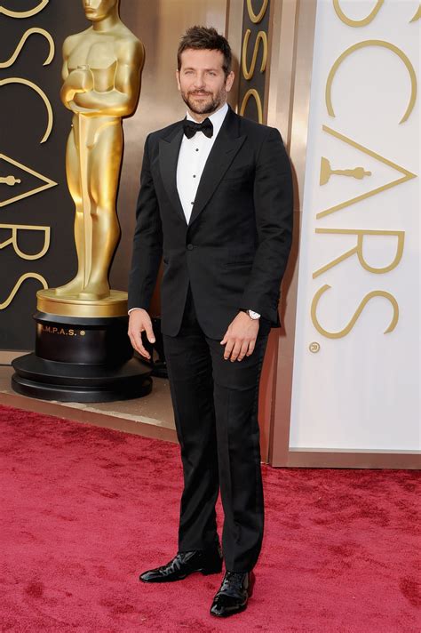 Bradley Cooper en la alfombra roja de los Oscar 2014 - Fotos en eCartelera