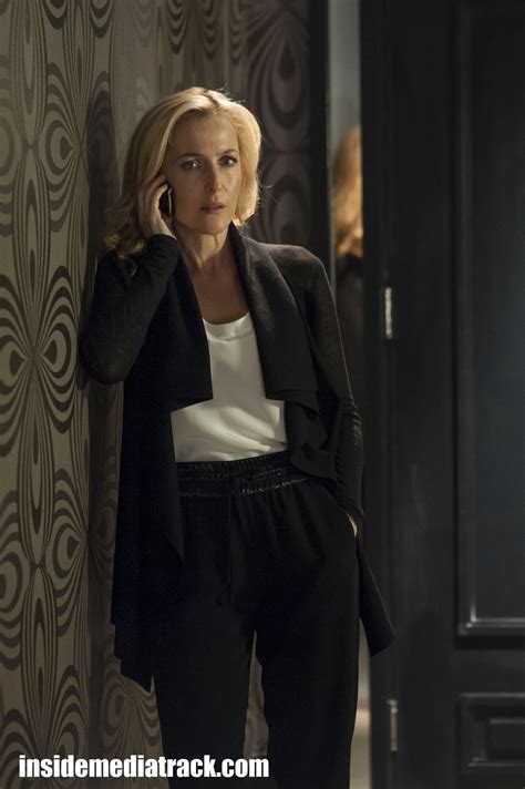 Gillian Anderson in 'The Fall' Series 2 - First look picture - Inside ...