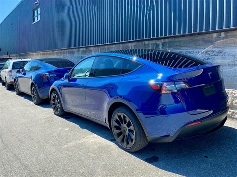 Tesla Model Y Deliveries Arrive at Toronto-Oakville Store in Ontario | iPhone in Canada Blog