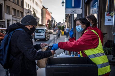 Aide aux personnes démunies et sans-abri - COVID