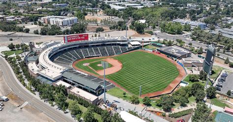 Oakland A's announce team will play in Sacramento at Sutter Health Park ...