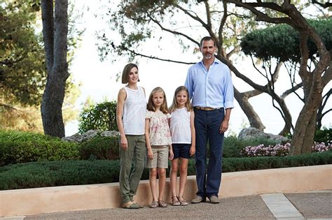 Queen Letizia of Spain puts on brave face on family holiday | HELLO!