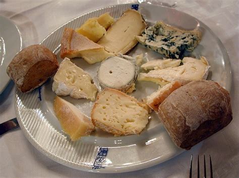 French cheese plate | French cheese plate, Typical french food, French cheese