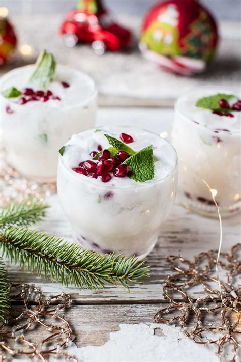 25+ Heavenly Vegan Christmas Drinks and Cocktails | The Green Loot