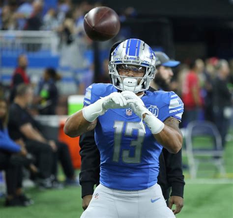 Lions final roster cutdowns includes a couple of surprises - Yahoo Sports