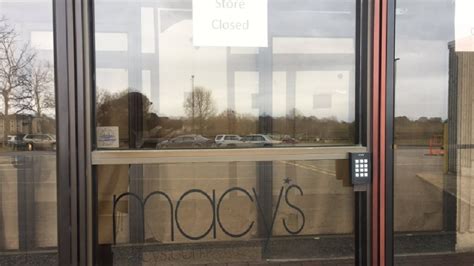 Macy's at River Ridge Mall officially closes