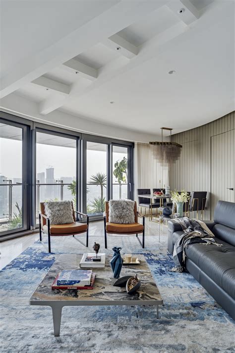 Mumbai: Views of the city skyline give this apartment an international look | Architectural ...