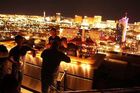 Best Rooftop Bars | Las Vegas | Top Views | Palms | Rio | Las vegas ...