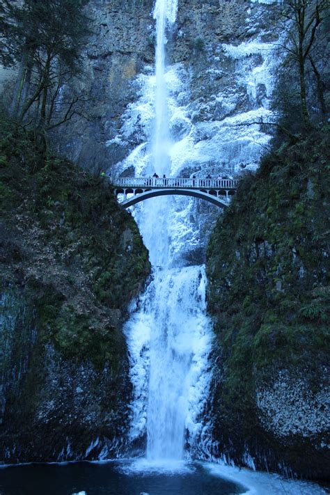 Multnomah Falls in December