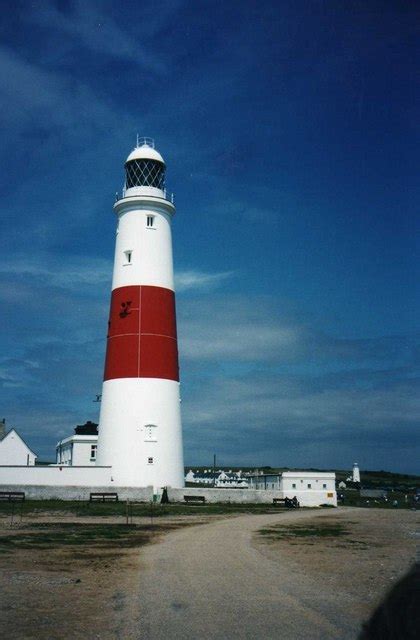 Portland Bill Lighthouse © J E Hall cc-by-sa/2.0 :: Geograph Britain and Ireland