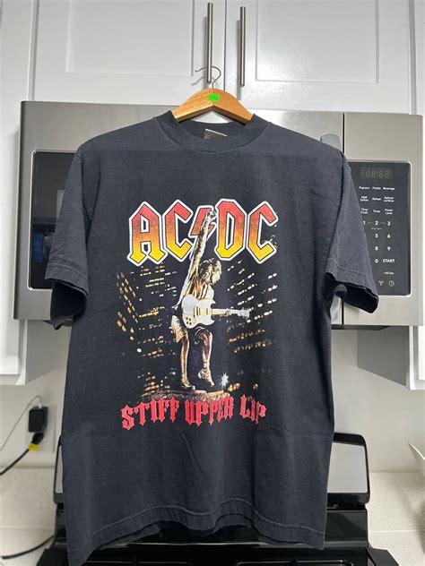 Band Tees Vintage 2001 AC/DC Stiff Upper Lip North American Tour Shirt | Grailed