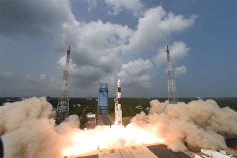 Indian rocket launches EOS-06 ocean satellite and 8 tiny craft | Space