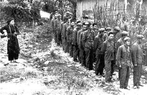 Sino-Vietnam War 1979: Vietnamese Militia-Woman Leads POWs from the Chinese 8th Army, post their ...