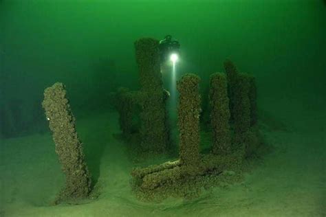 9 Most Intriguing Underwater Discoveries of All Times | Stonehenge, Lugares misteriosos, Arqueologia