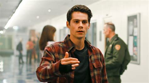 Dylan O'Brien Officially Back On Teen Wolf Set Following Serious Injury - YouTube