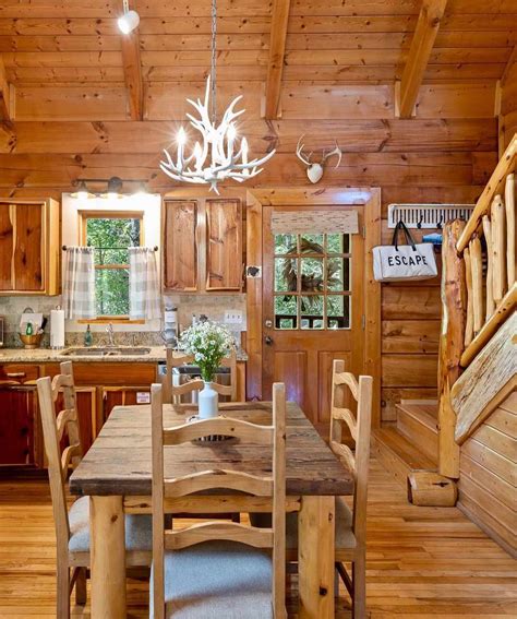 18 Charming Cabin Kitchen Ideas to Inspire