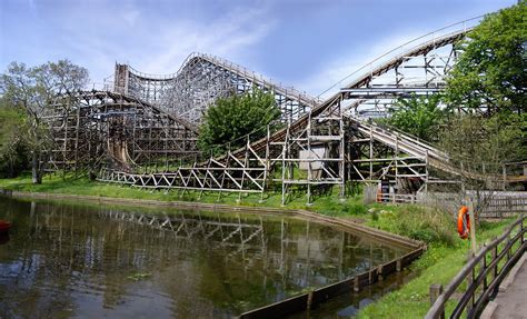 Megaphobia at Oakwood Theme Park | Amazing setting for a gre… | Flickr