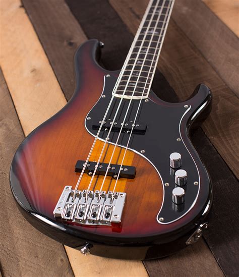 PRS SE Kestral Bass in Sunburst | FRET12