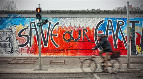 Berlin Wall in Germany - History & Attractions | Trip Ways