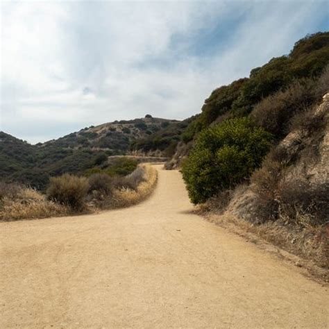 Claremont Loop Trail: Amazing Sunset Views of The Valley