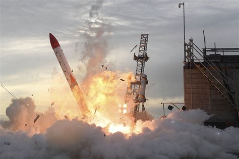 Here are 15 of the week’s best photos | Rocket, Japan, Start up