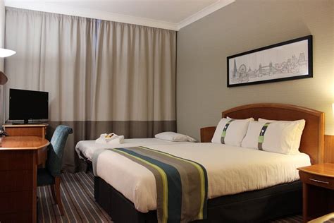 Arora Park Hotel Rooms: Pictures & Reviews - Tripadvisor