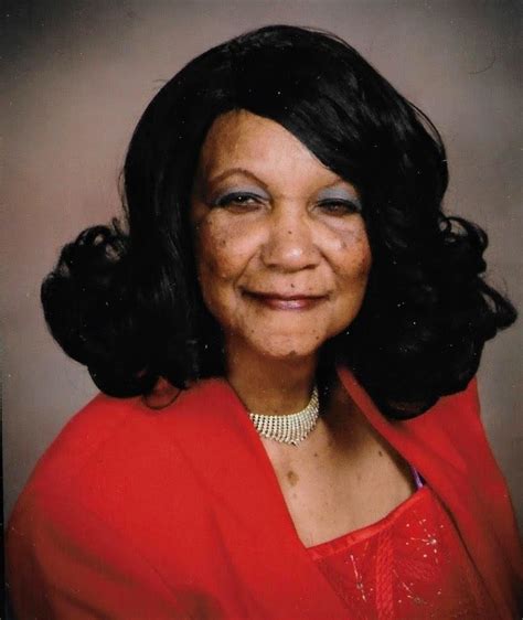 Obituary of Minnie Pearl Harris | Padgett Funeral Home serving Ceda...