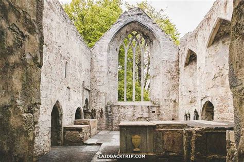 How to Visit Muckross Abbey — LAIDBACK TRIP