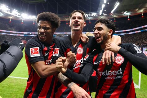 Eintracht Frankfurt: Zahlreiche Top-Spieler sollen nach Transferoffensive gehen