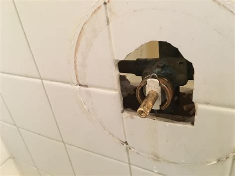 Leaking - Newly replaced moen 1222B cartridge, Help! : r/Plumbing